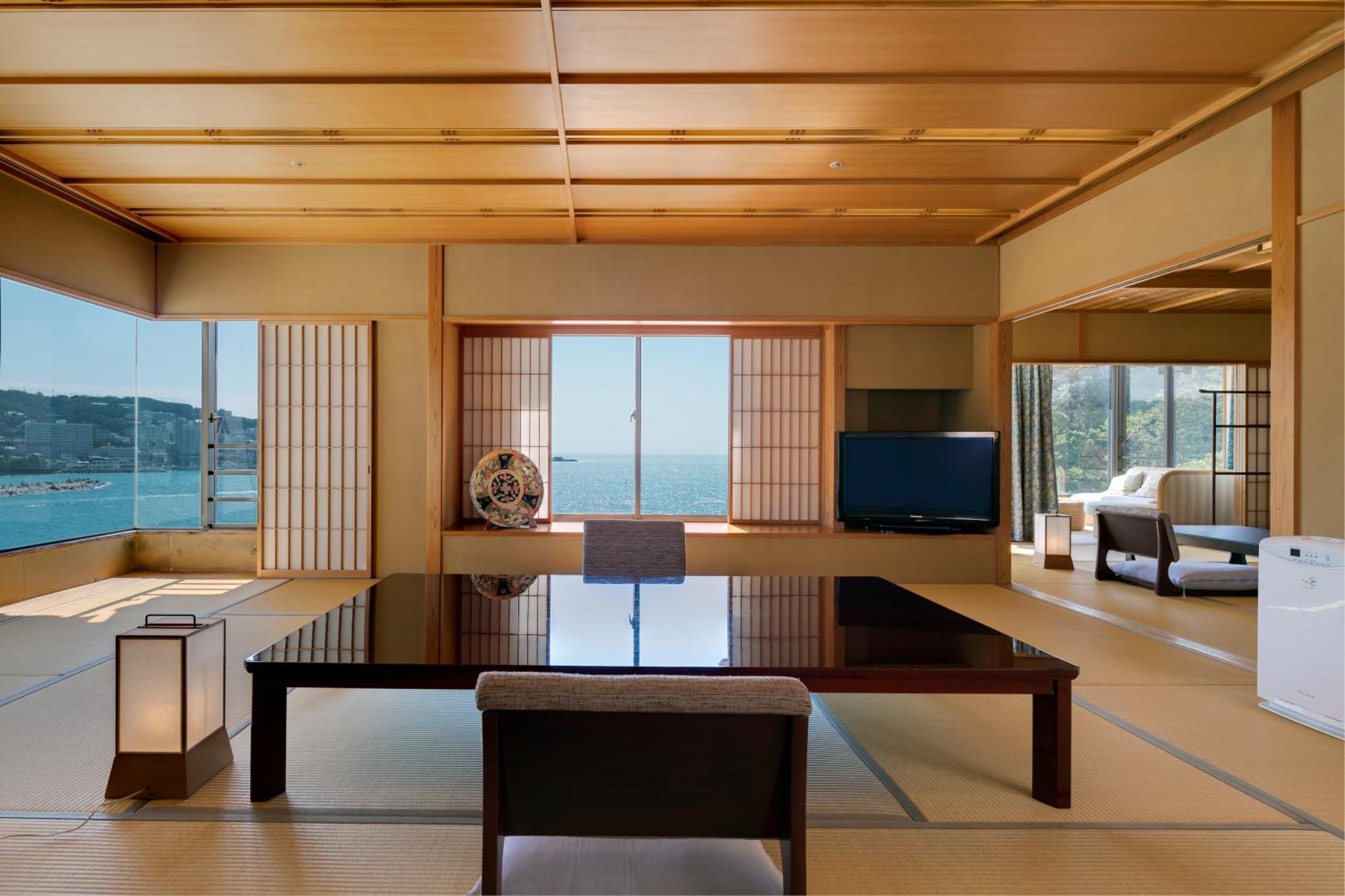 Shiraraso Grand Hotel Shirahama Room photo
